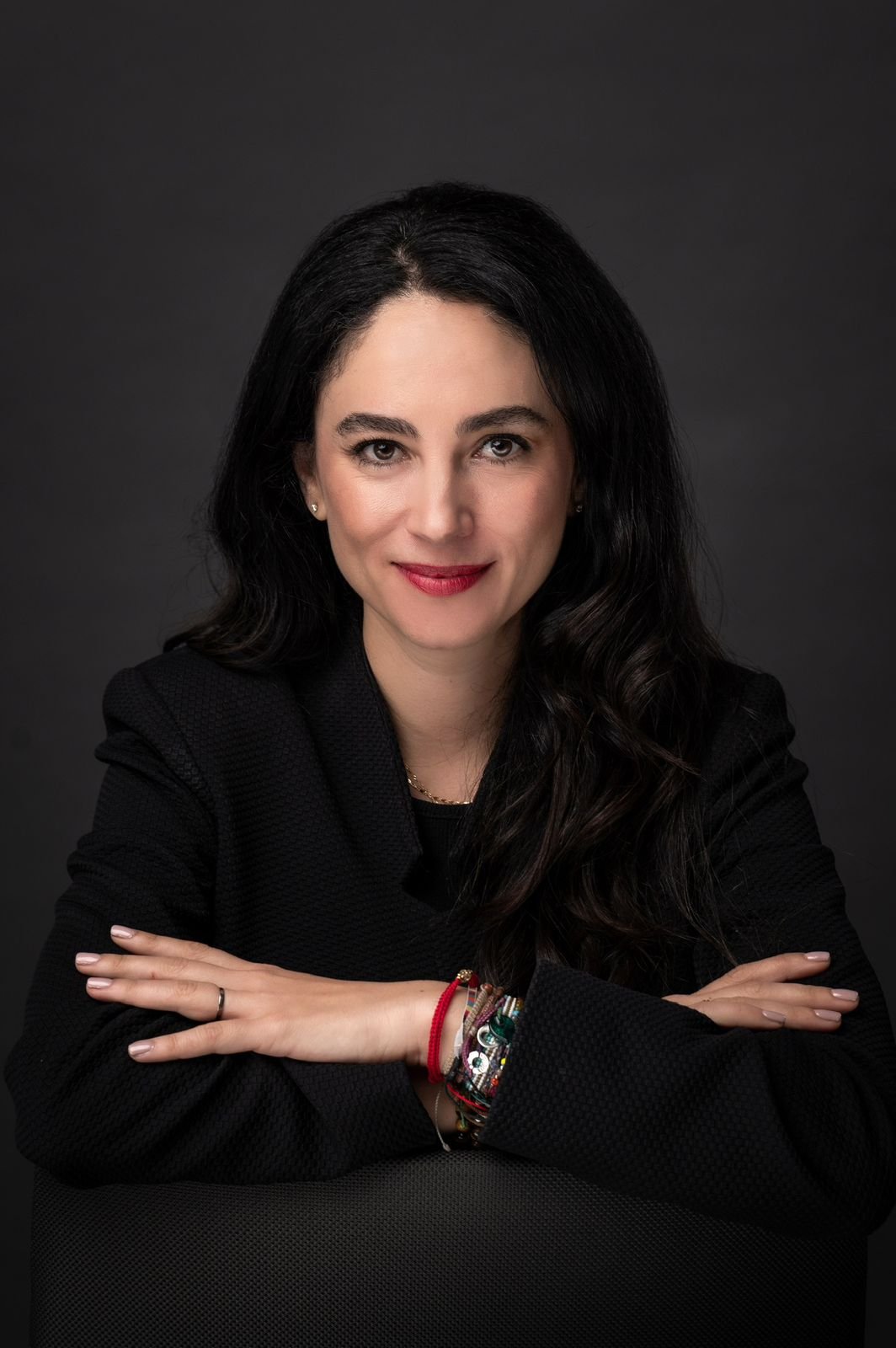 Mariana Jaramillo con micrófono